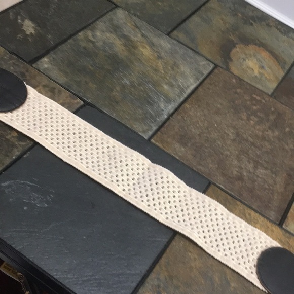 Brown stretch belt 3 inches wide, with macramé trim, W – 23 to 25 inch waist - Picture 5 of 10